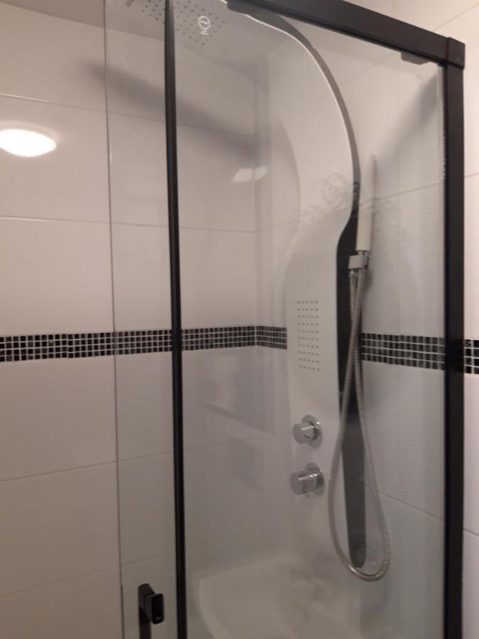 Apartament Wika Varsovia Exterior foto